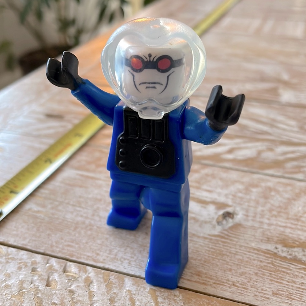 ❄️Mr. Freeze - LEGO Batman Figure❄️